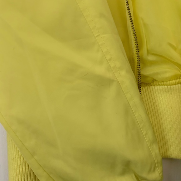 Hei Hei Windbreaker - Picture 4 of 7